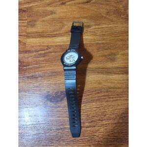 Vintage Taz Sport Tasmanian Devil Soccer Watch Needs Battery